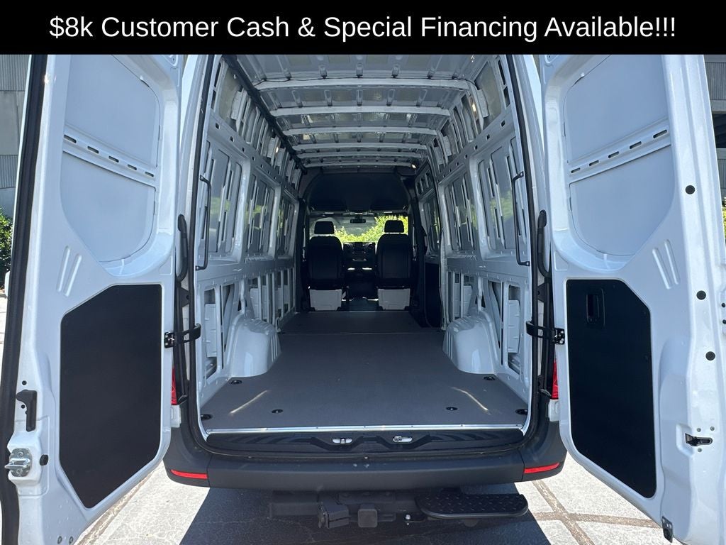 2025 Mercedes-Benz Sprinter 2500 Cargo 170 WB High Roof
