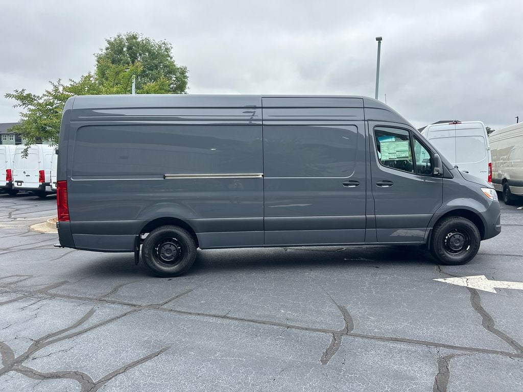 2026 Mercedes-Benz Sprinter 2500 Cargo 170 WB High Roof
