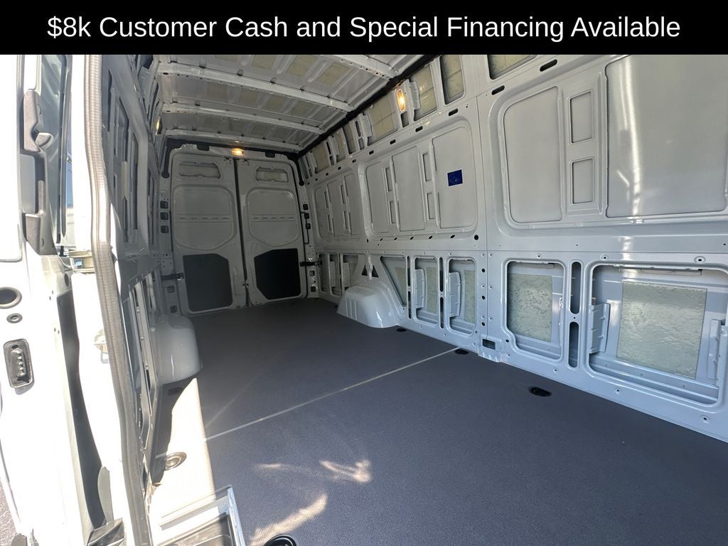 2025 Mercedes-Benz Sprinter 2500 Cargo 170 WB High Roof
