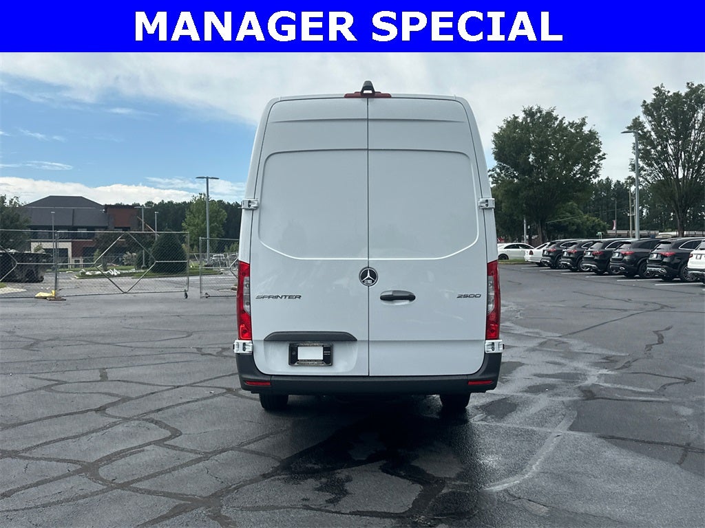 2025 Mercedes-Benz Sprinter 2500 Cargo 170 WB Extended