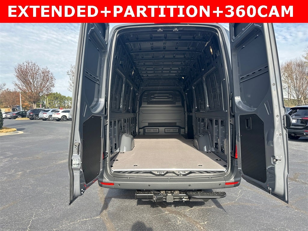 2026 Mercedes-Benz Sprinter 2500 Cargo 170 WB Extended