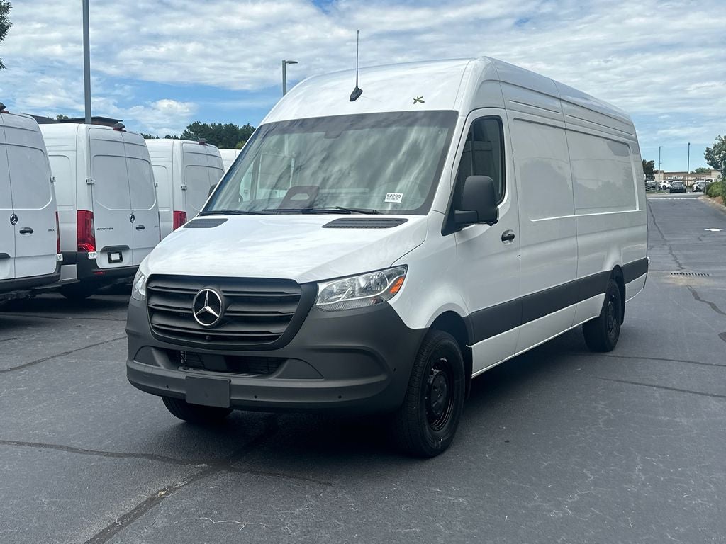 2026 Mercedes-Benz Sprinter 2500 Cargo 170 WB Extended