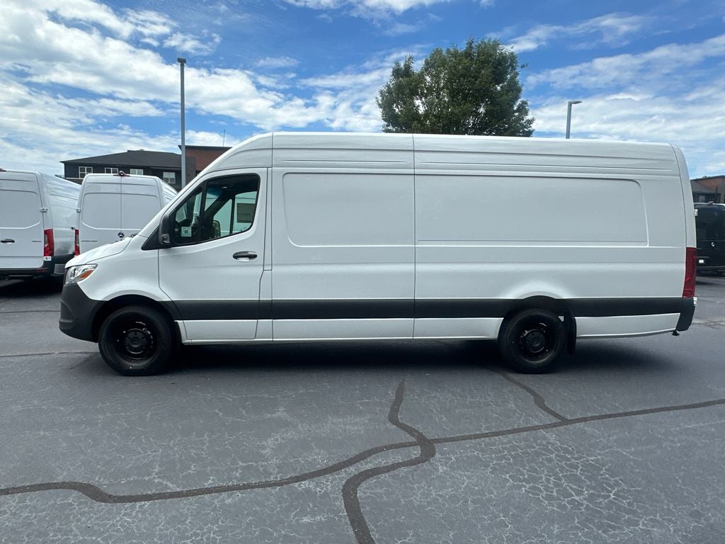 2026 Mercedes-Benz Sprinter 2500 Cargo 170 WB Extended