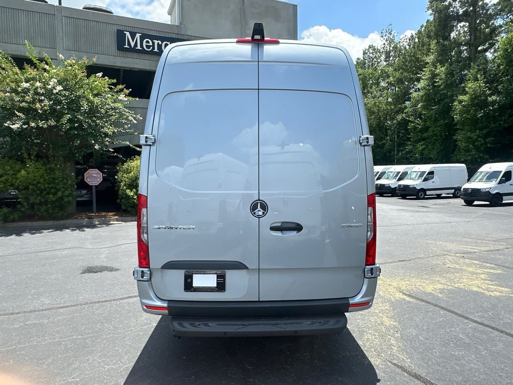 2026 Mercedes-Benz Sprinter 2500 Cargo 170 WB Extended