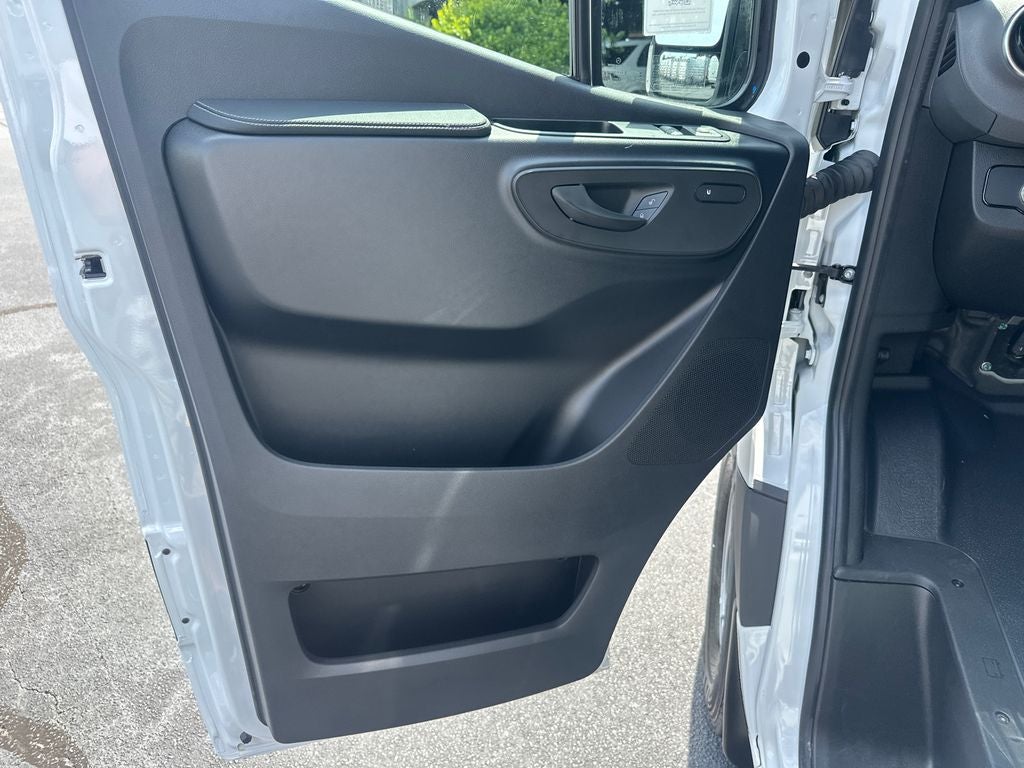 2026 Mercedes-Benz Sprinter 2500 Cargo 144 WB