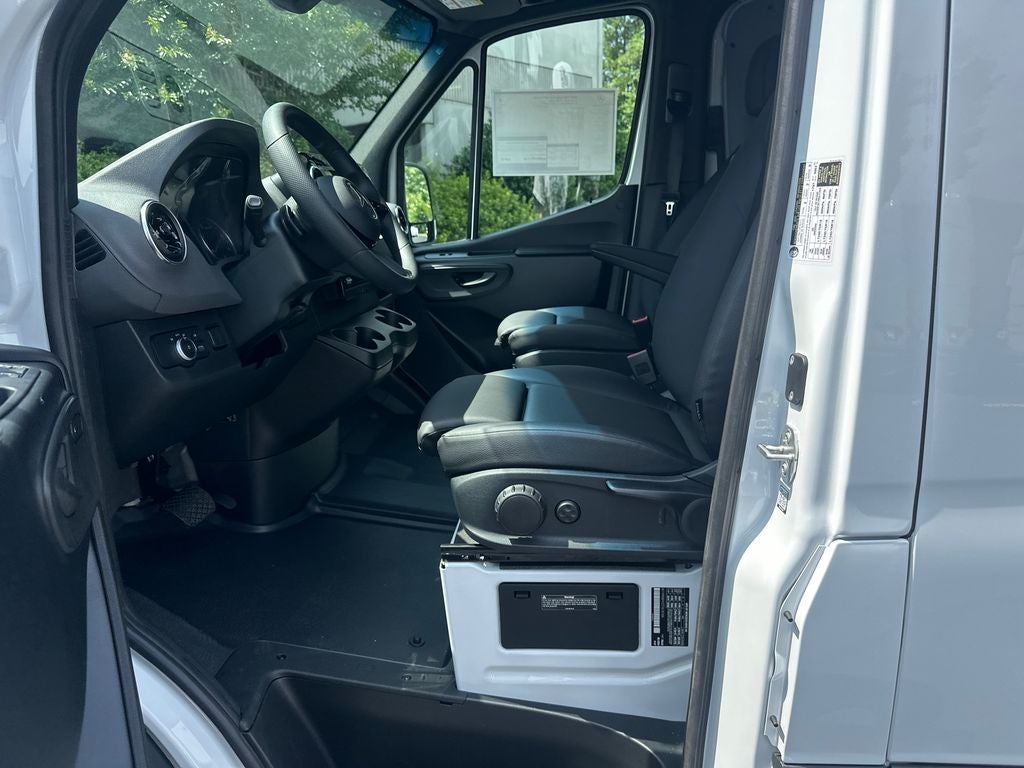 2026 Mercedes-Benz Sprinter 2500 Cargo 144 WB