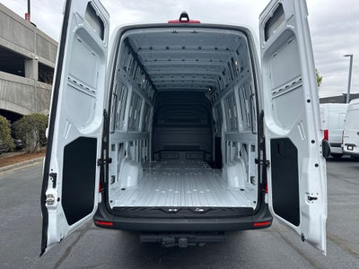 2025 Mercedes-Benz Sprinter 2500 Cargo 170 WB High Roof