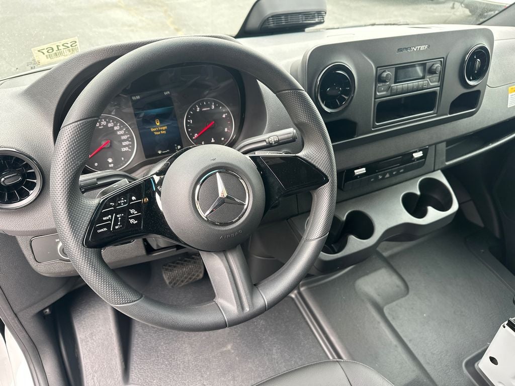 2025 Mercedes-Benz Sprinter 2500 Cargo 170 WB High Roof