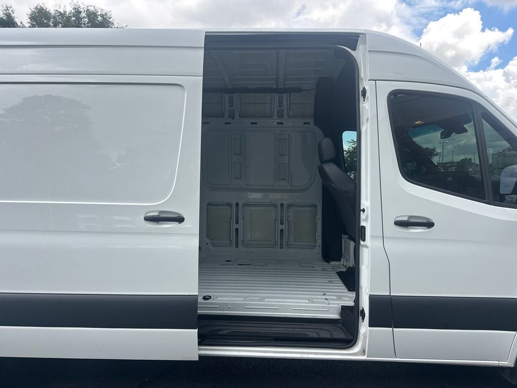 2023 Mercedes-Benz Sprinter 2500 Cargo 170 WB High Roof