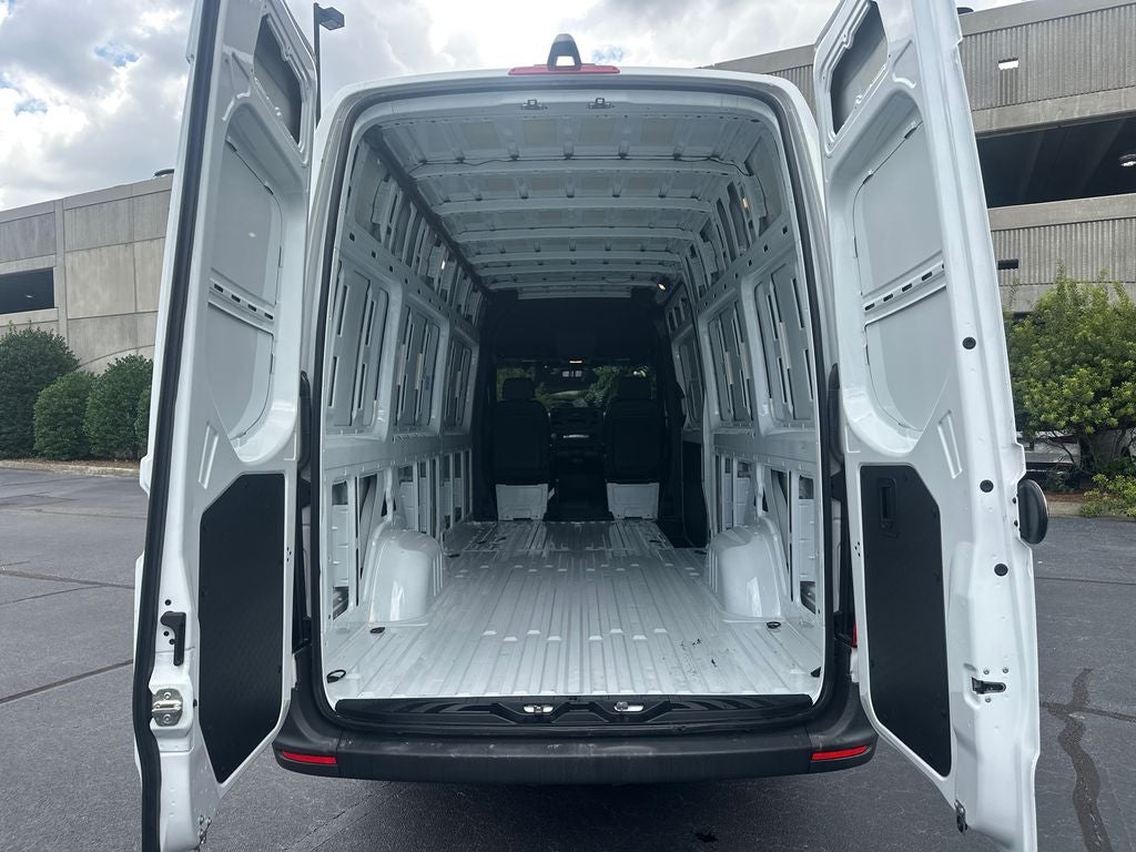 2023 Mercedes-Benz Sprinter 2500 Cargo 170 WB High Roof