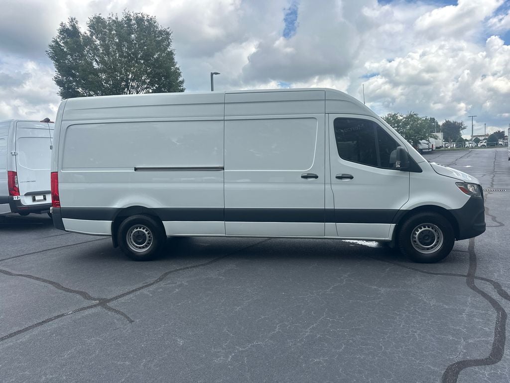 2023 Mercedes-Benz Sprinter 2500 Cargo 170 WB High Roof