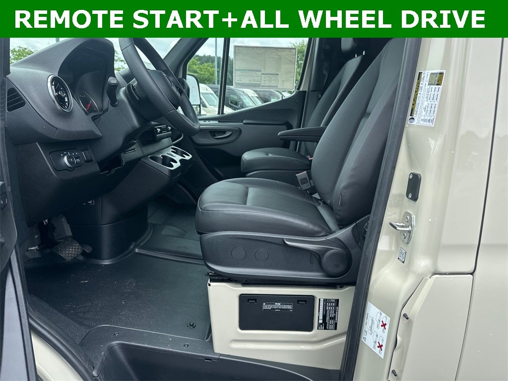 2025 Mercedes-Benz Sprinter 2500 Cargo 170 WB 4MATIC®