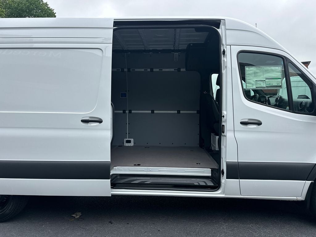 2026 Mercedes-Benz Sprinter 2500 Cargo 170 WB Extended