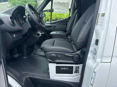 2026 Mercedes-Benz Sprinter 2500 Cargo 170 WB Extended