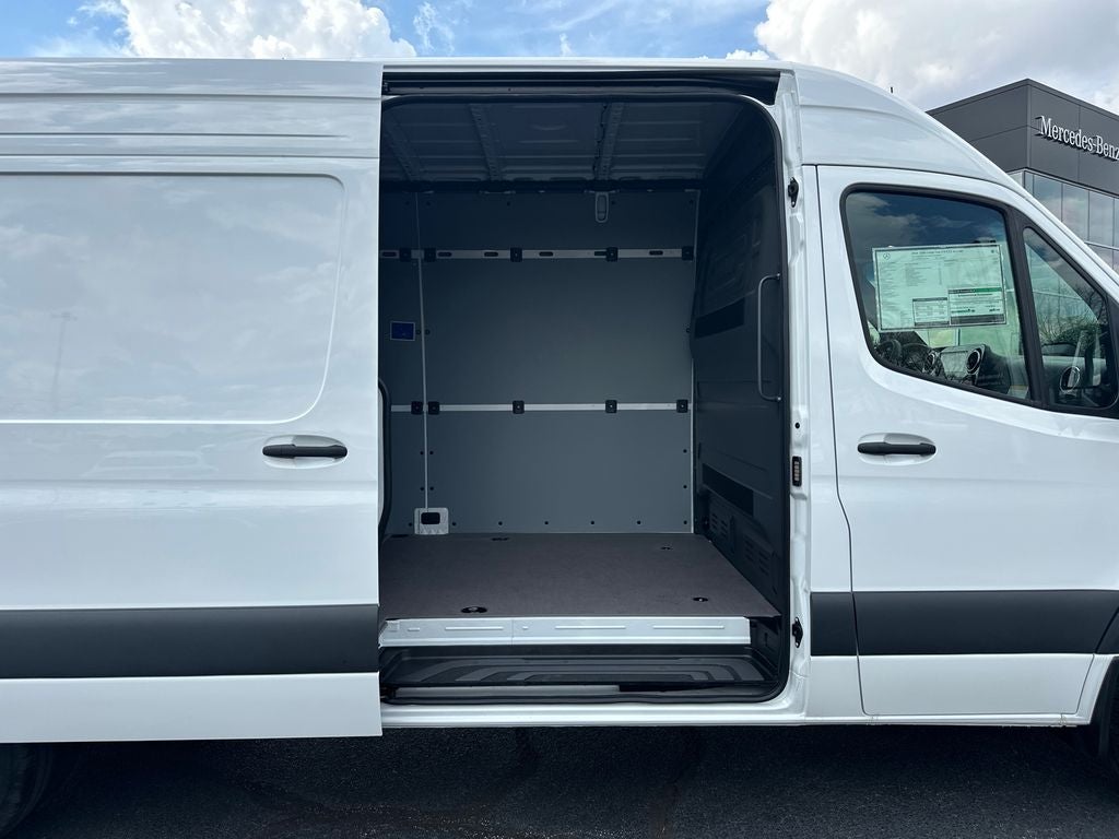 2026 Mercedes-Benz Sprinter 3500 Cargo 170 WB Extended