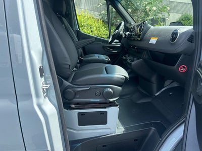 2026 Mercedes-Benz Sprinter 3500 Cargo 170 WB Extended