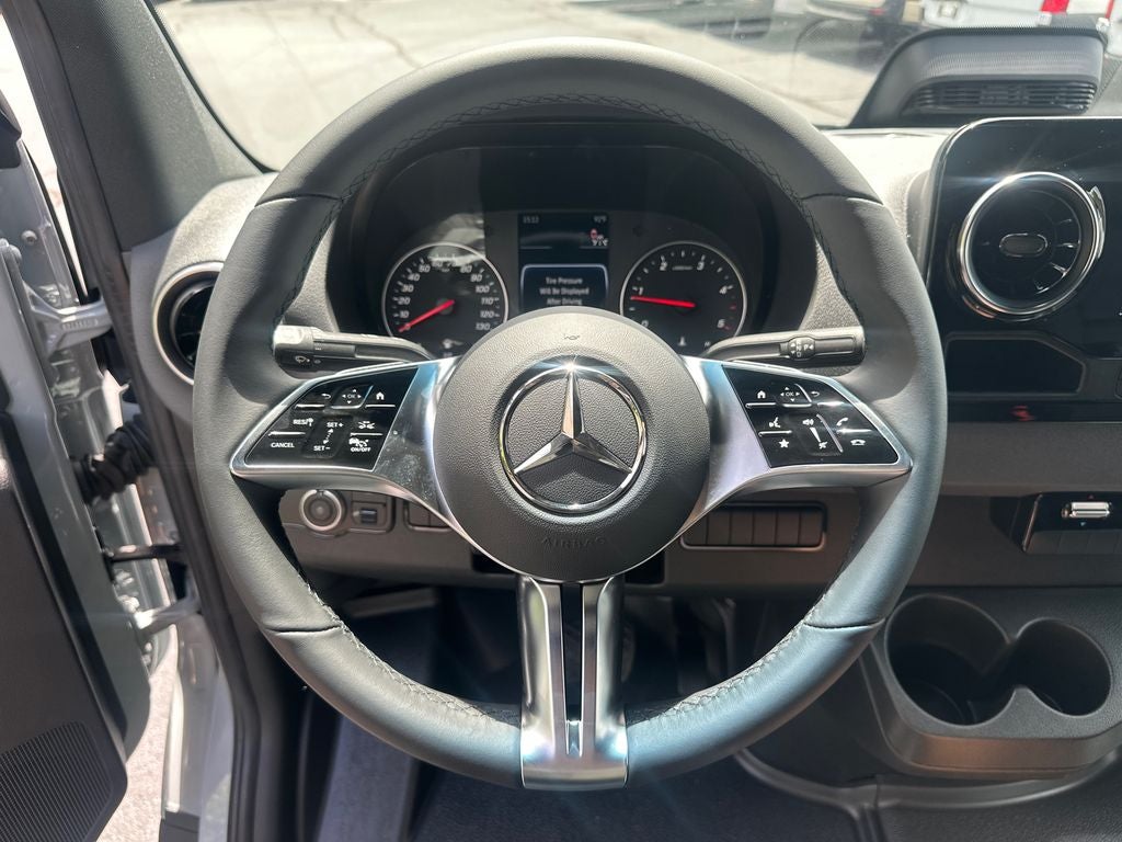 2026 Mercedes-Benz Sprinter 3500 Cargo 170 WB Extended