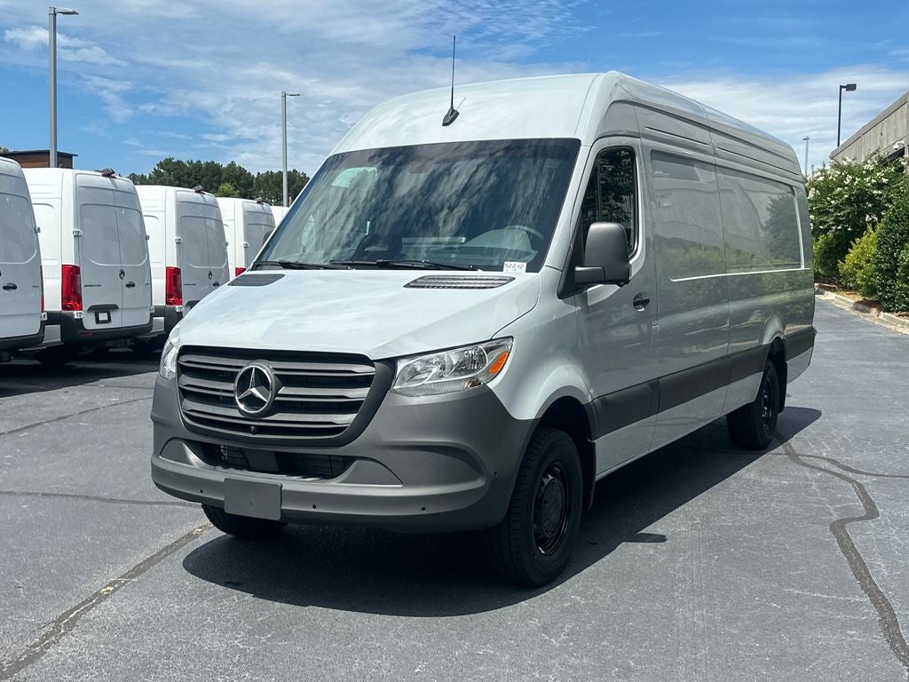 2026 Mercedes-Benz Sprinter 3500 Cargo 170 WB Extended