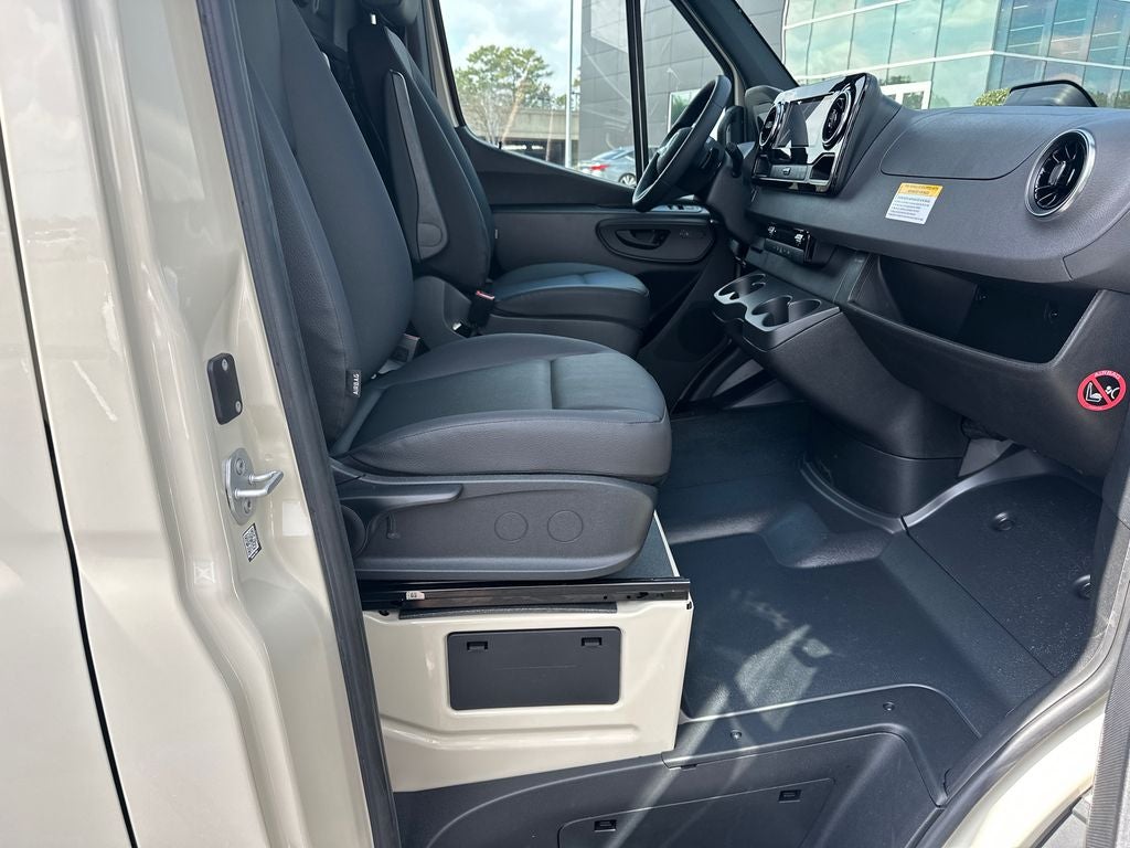 2026 Mercedes-Benz Sprinter 3500 Cargo 170 WB Extended