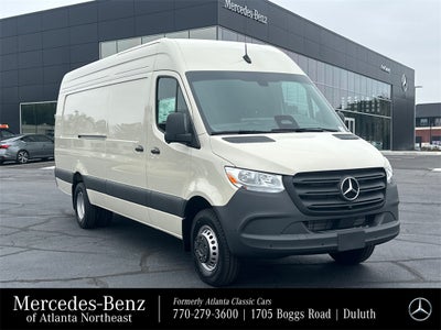2026 Mercedes-Benz Sprinter 3500 Cargo 170 WB Extended