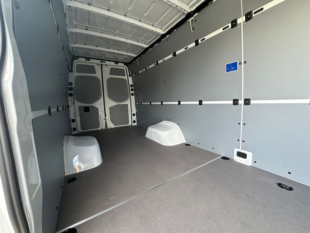 2026 Mercedes-Benz Sprinter 3500 Cargo 170 WB Extended