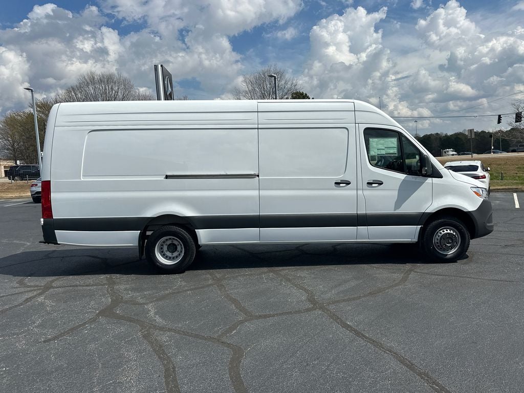 2026 Mercedes-Benz Sprinter 3500 Cargo 170 WB Extended
