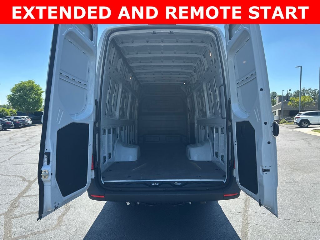 2025 Mercedes-Benz Sprinter 3500 Cargo 170 WB High Roof