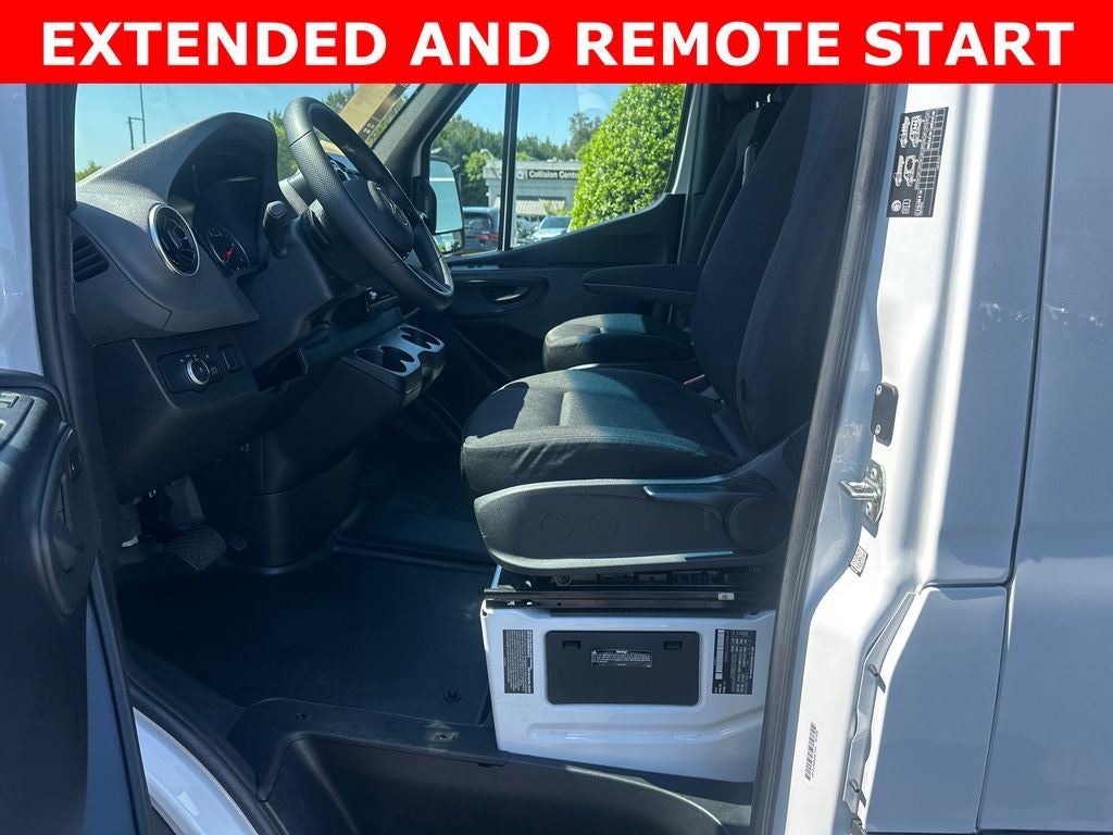 2025 Mercedes-Benz Sprinter 3500 Cargo 170 WB High Roof
