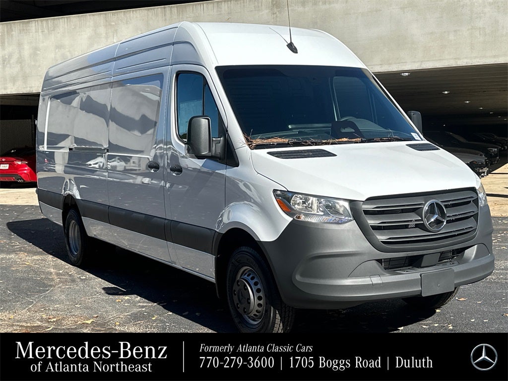 2025 Mercedes-Benz Sprinter 3500 Cargo 170 WB High Roof
