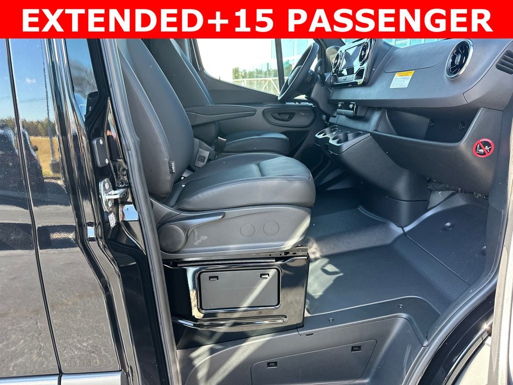 2026 Mercedes-Benz Sprinter 2500 Passenger 170 WB High Roof