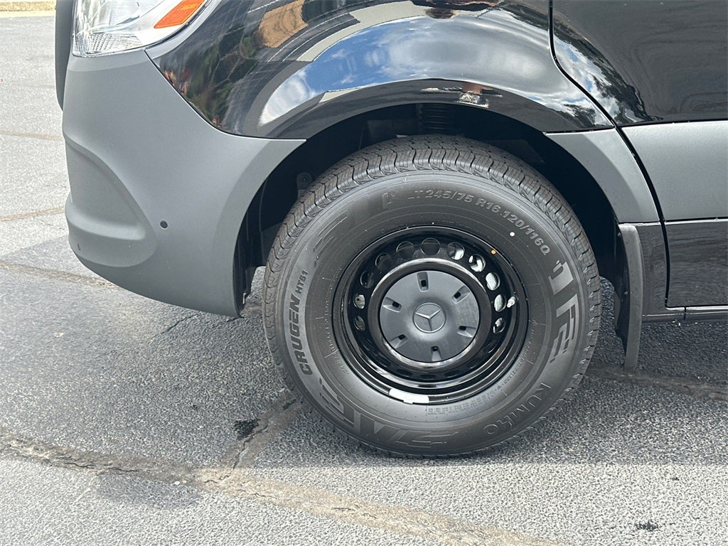 2025 Mercedes-Benz Sprinter 2500 Passenger 144 WB