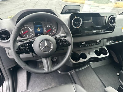 2025 Mercedes-Benz Sprinter 2500 Passenger 144 WB
