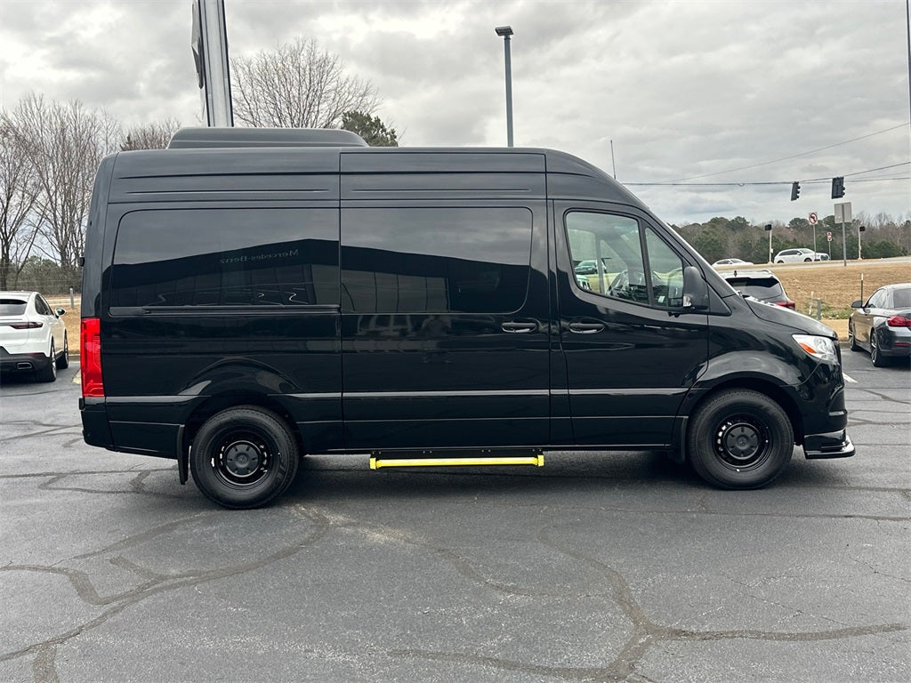 2025 Mercedes-Benz Sprinter 2500 Passenger 144 WB