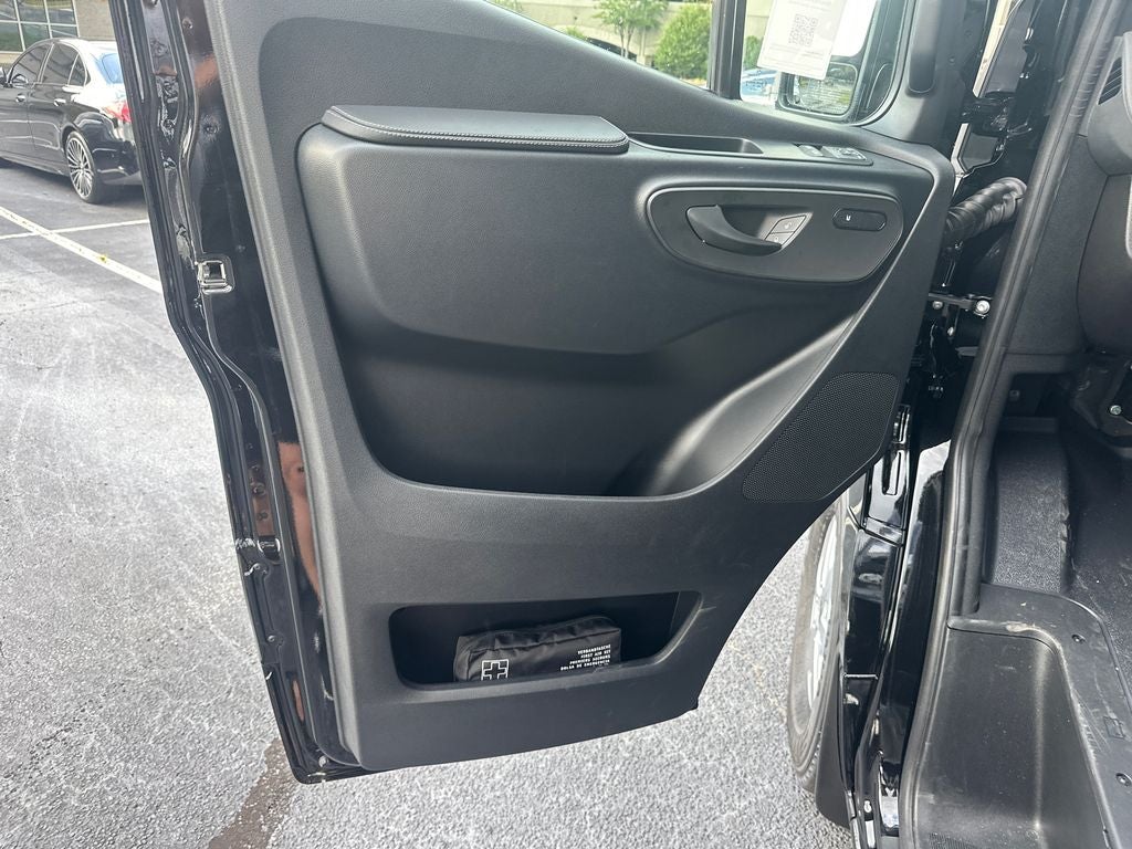 2026 Mercedes-Benz Sprinter 2500 Passenger 170 WB High Roof