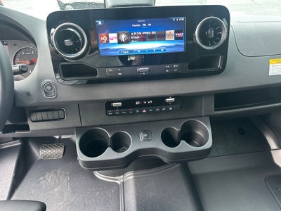 2026 Mercedes-Benz Sprinter 2500 Passenger 170 WB High Roof