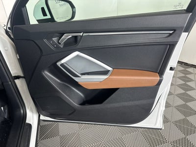 2021 Audi Q3 Premium quattro