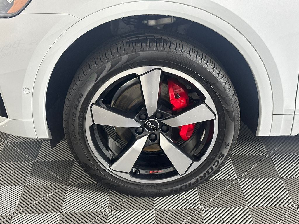2024 Audi Q5 45 S line Prestige quattro