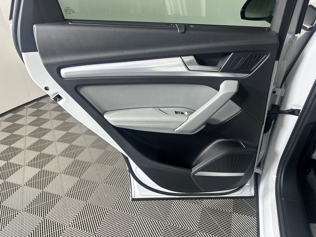 2024 Audi Q5 45 S line Prestige quattro