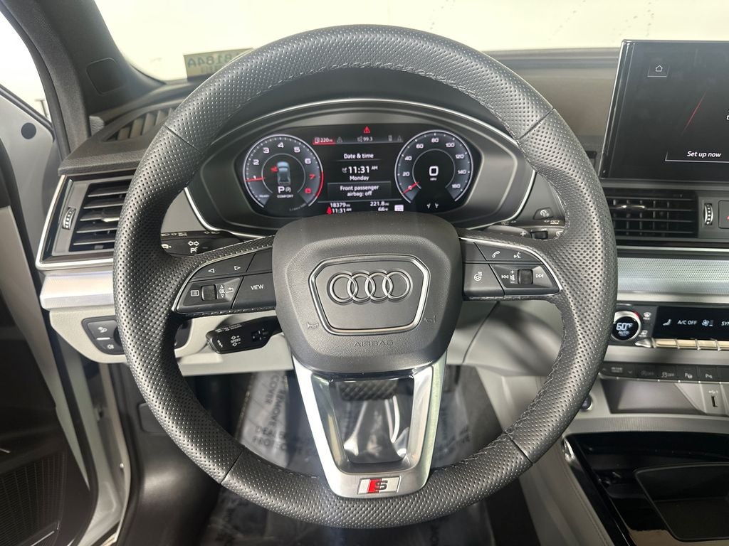 2024 Audi Q5 45 S line Prestige quattro