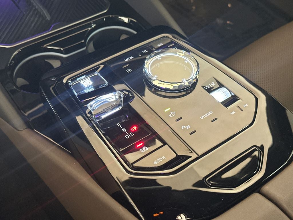 2024 BMW 5 Series 530i