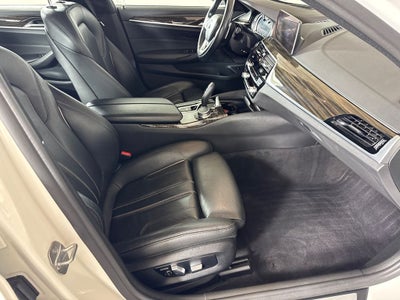 2019 BMW 5 Series 540i