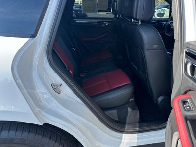 2022 Porsche Macan Base