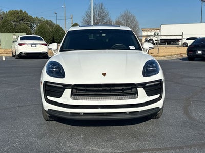 2022 Porsche Macan Base