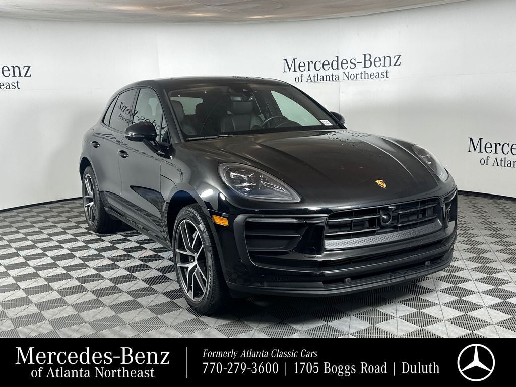 2023 Porsche Macan T