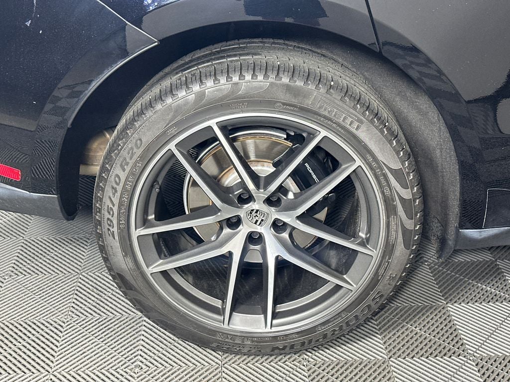 2023 Porsche Macan T