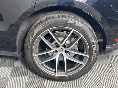 2023 Porsche Macan T