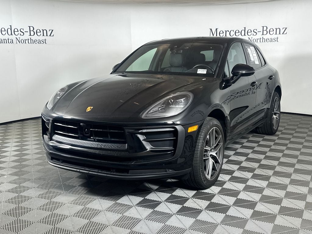 2023 Porsche Macan T