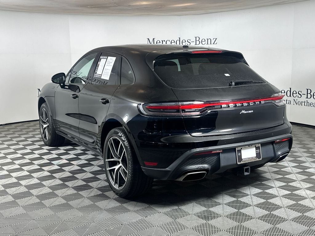 2023 Porsche Macan T