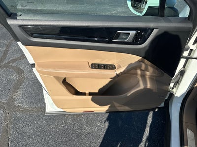 2021 Porsche Cayenne Coupe Base