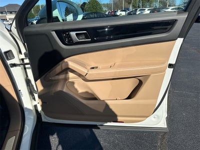 2021 Porsche Cayenne Coupe Base